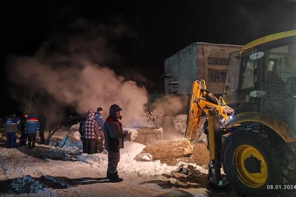 Поселок под Екатеринбургом оказался без отопления из-за коммунальной аварии - Фото 1