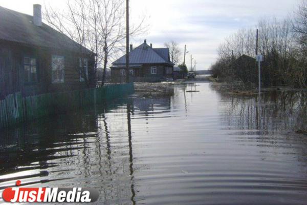 За ночь в Оренбурге затопило 361 дом и 900 садовых участков - Фото 1