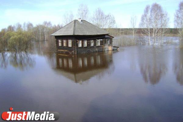 В МЧС опровергли информацию о затоплении нескольких улиц в Невьянске - Фото 1