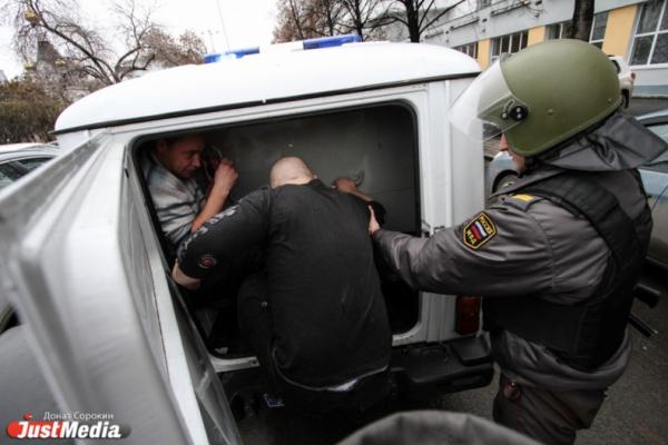 СМИ: В Екатеринбурге задержан главный свердловский борец с коррупцией - Фото 1