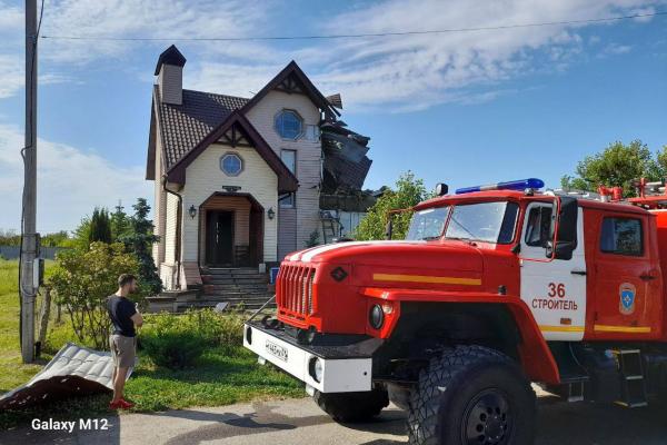 В Белгородской области сбитый дрон упал на жилой дом – погибла женщина - Фото 1