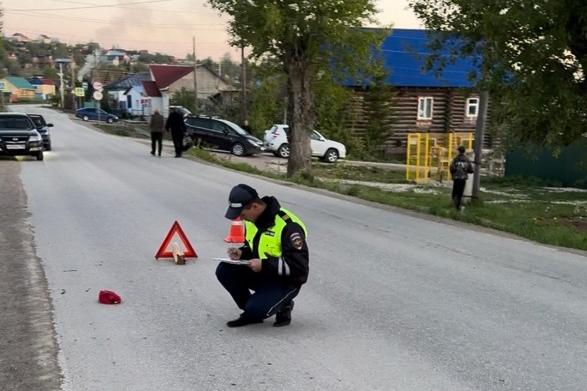 В Артях водитель иномарки сбил 4-летнего мальчика, который гулял без родителей - Фото 1