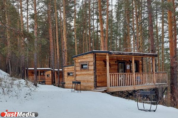 Свердловские власти официально подтвердили отсрочку введения туристического налога - Фото 1