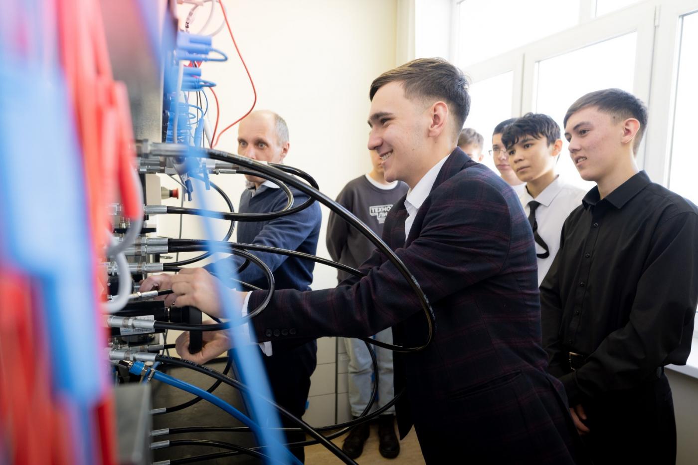 Технический университет УГМК приглашает на День открытых дверей - Фото 1