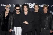 The Cure выпустили новый альбом после 16-летнего перерыва