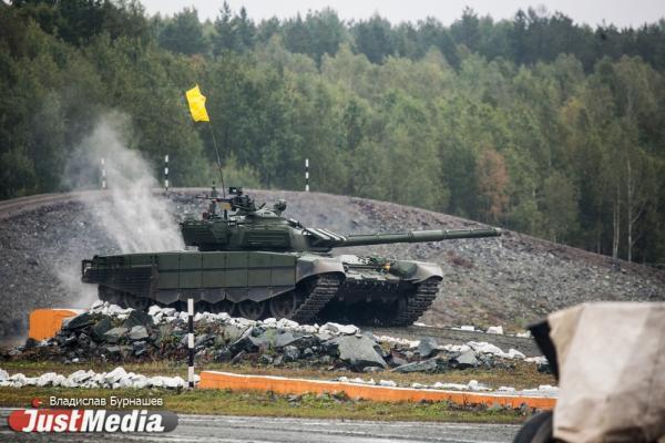 Экс-генсек НАТО Столтенберг заявил, что Украина может временно уступить территории - Фото 1