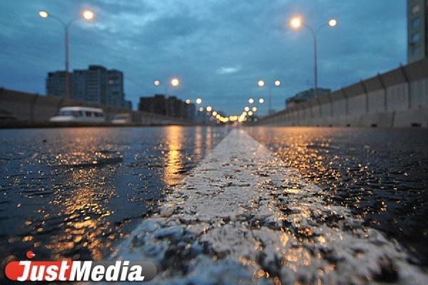 Екатеринбург и другие города присматриваются к опыту Северной столицы в борьбе с гололедицей - Фото 1