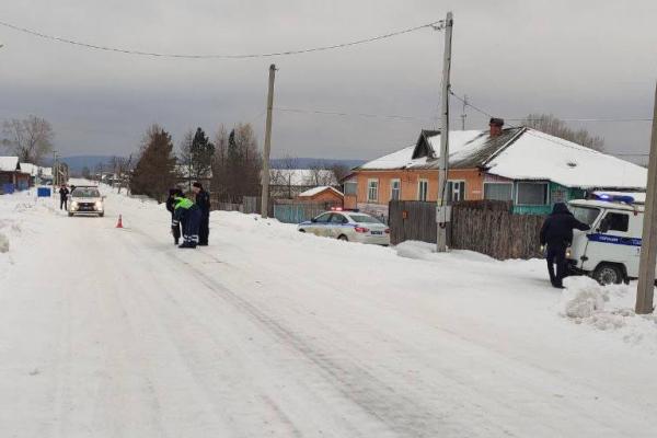 В Свердловской области водитель Hyundai насмерть переехал пешехода, лежащего на дороге - Фото 1