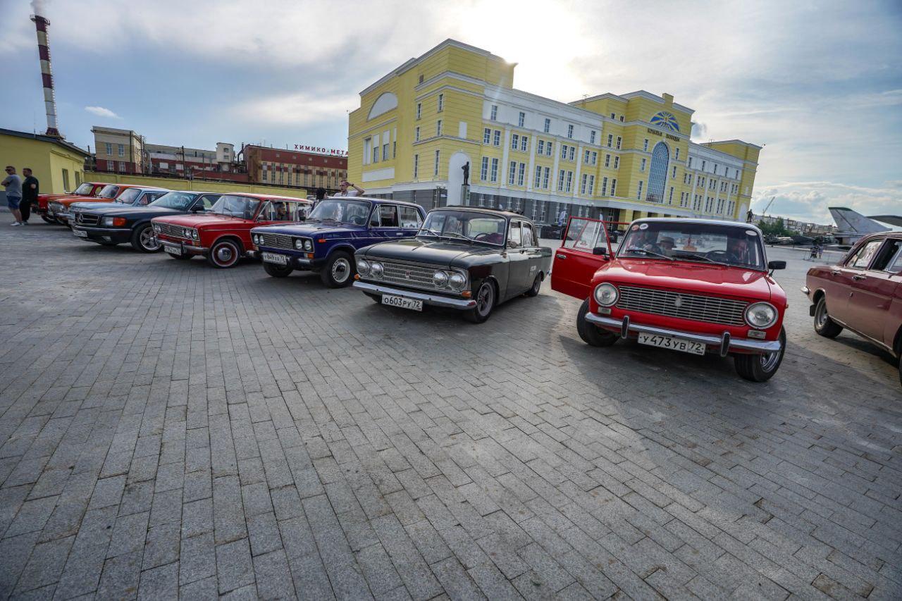 От Солидного Cadillac до легендарной «Копейки»: в Верхней Пышме и  Екатеринбурге состоится масштабная гонка на ретро-автомобилях -  JustMedia.ru, 15.06.2023