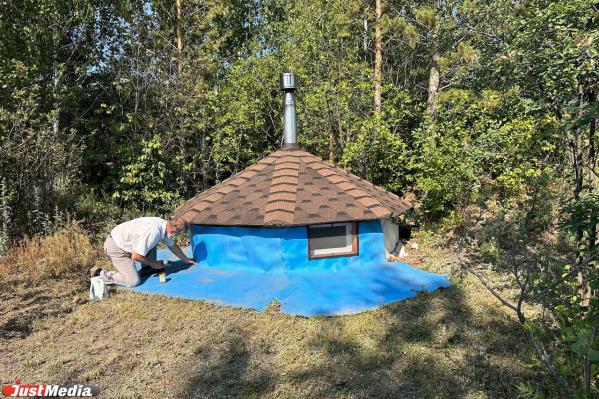 В Свердловской области в 400-летней деревне физик-ядерщик построил подземный бункер - Фото 2