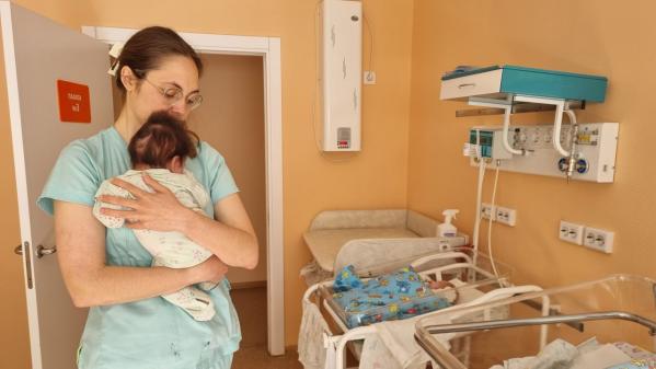 Уральские врачи спасли от смерти новорожденного с врожденной пневмонией - Фото 2