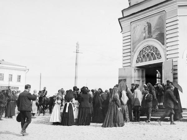 От храма через «голову» Маркса к портрету Сталина. Что было в Екатеринбурге на площади 1905 года до памятника Ленину - Фото 3