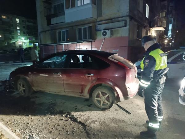 Под Нижним Тагилом водитель «Форда» снес питбайк с двумя подростками и скрылся - Фото 2