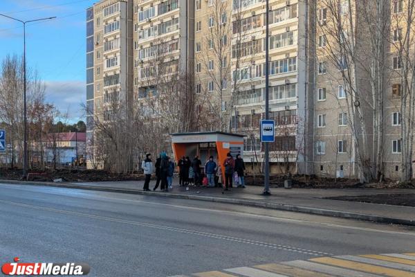 Жителям Верхней Пышмы приходится угадывать, на какую остановку приедет автобус - Фото 2