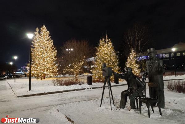 Смотрим, где в предновогоднем Екатеринбурге можно сделать красивые фото - Фото 20